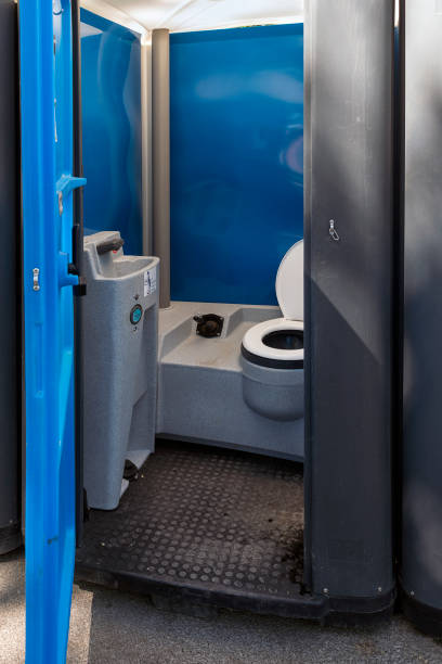 Portable Toilet Options We Offer in Cedarburg, WI